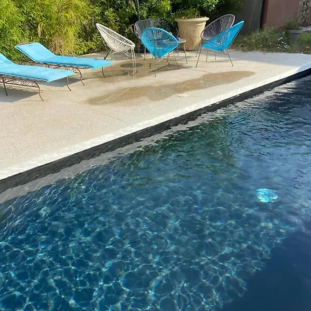 Grand Loft Proche Du Centre Avec Jardin Et Piscine Villa *